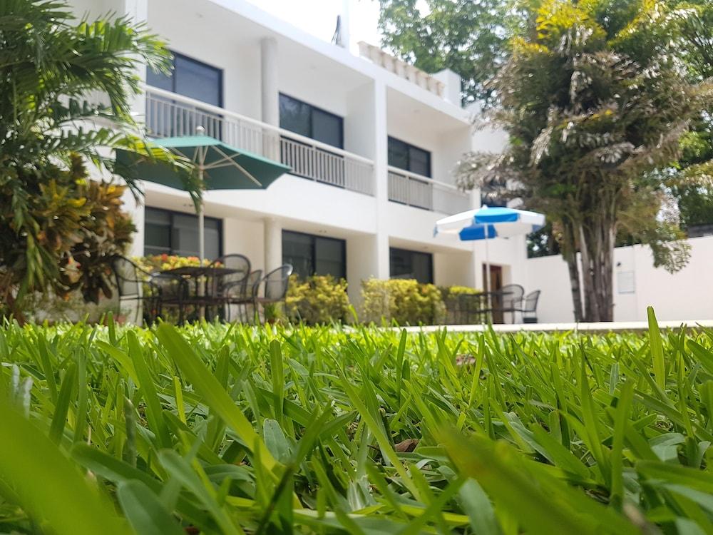 Hotel Holly Mérida Buitenkant foto