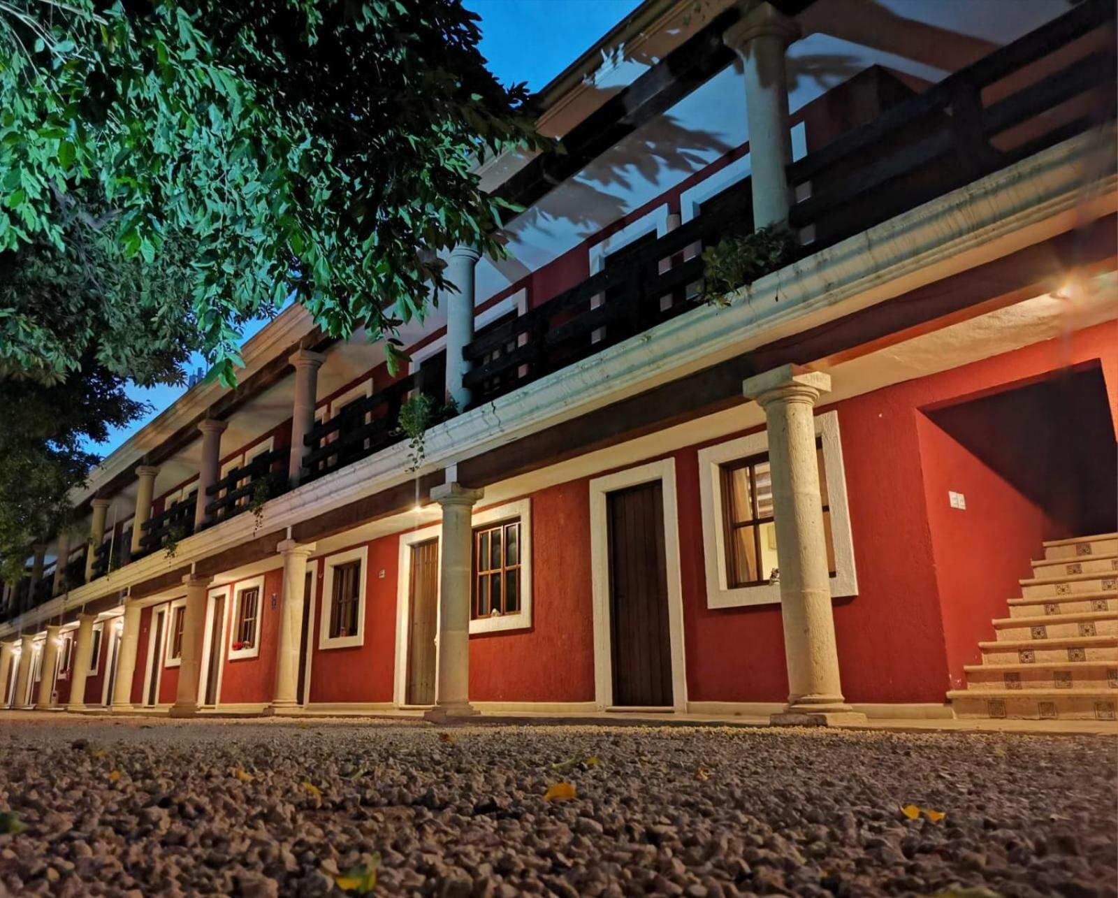 Hotel Holly Mérida Buitenkant foto